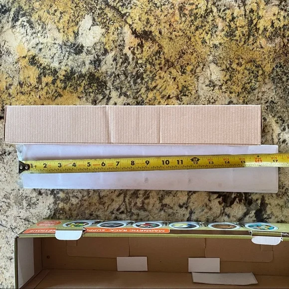 Magnetic Rack with Canisters - Picture 9 of 9